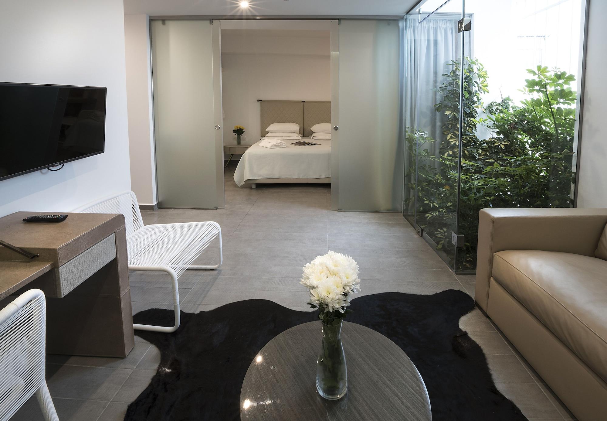 โรงแรมคาโรลินา เอเธนส์ ภายนอก รูปภาพ